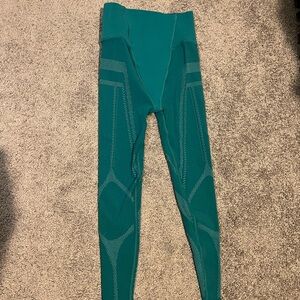 Fabletics SculptKnit in Teal